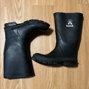 Kamik Classic Black Waterproof Boots, unisex kids size 3